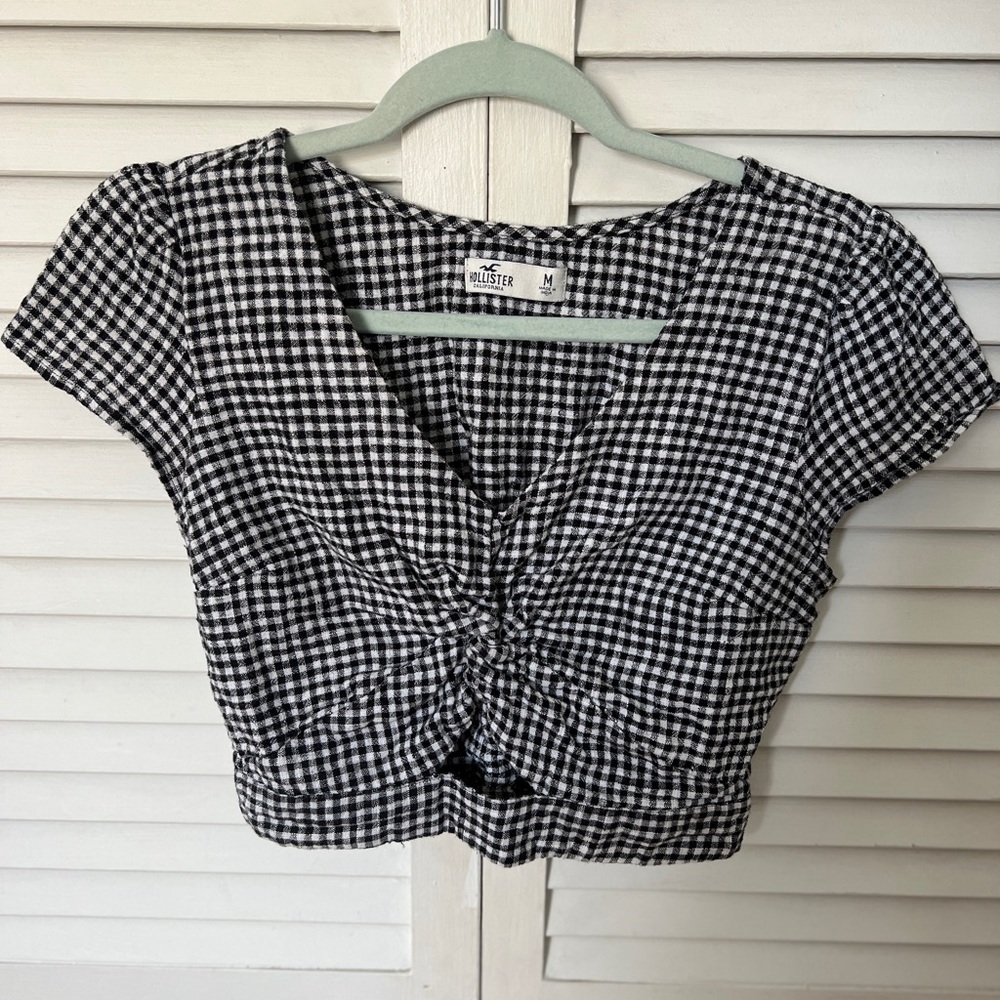 Cropped Black and White Gingham Top